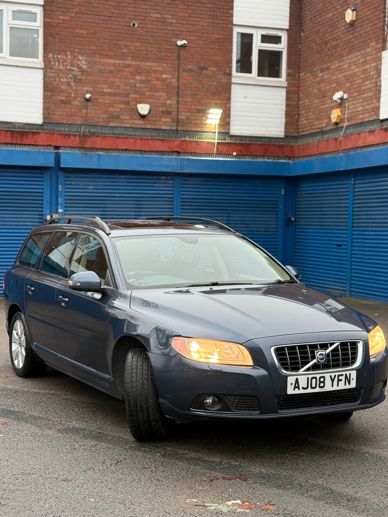 Used Volvo V70 2008 for sale - 76589734: Photo 8