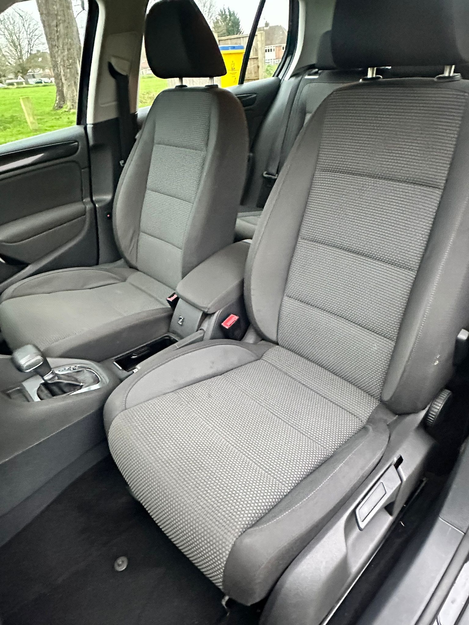 Used Volkswagen Golf 2010 for sale - 77610660: Photo 12