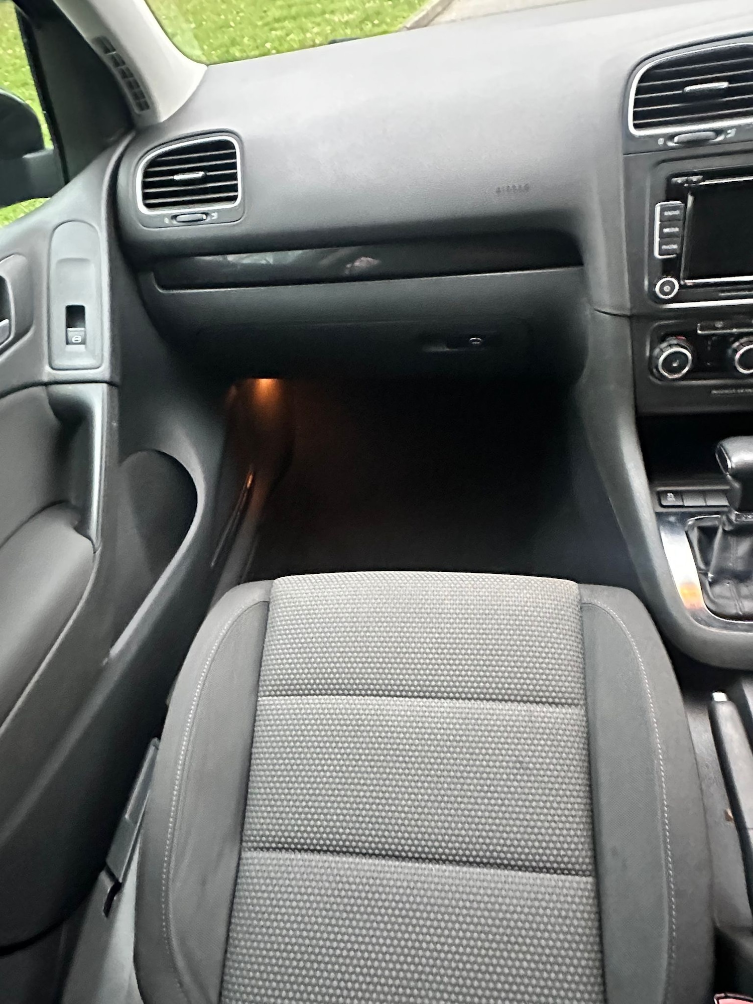 Used Volkswagen Golf 2010 for sale - 77610660: Photo 18