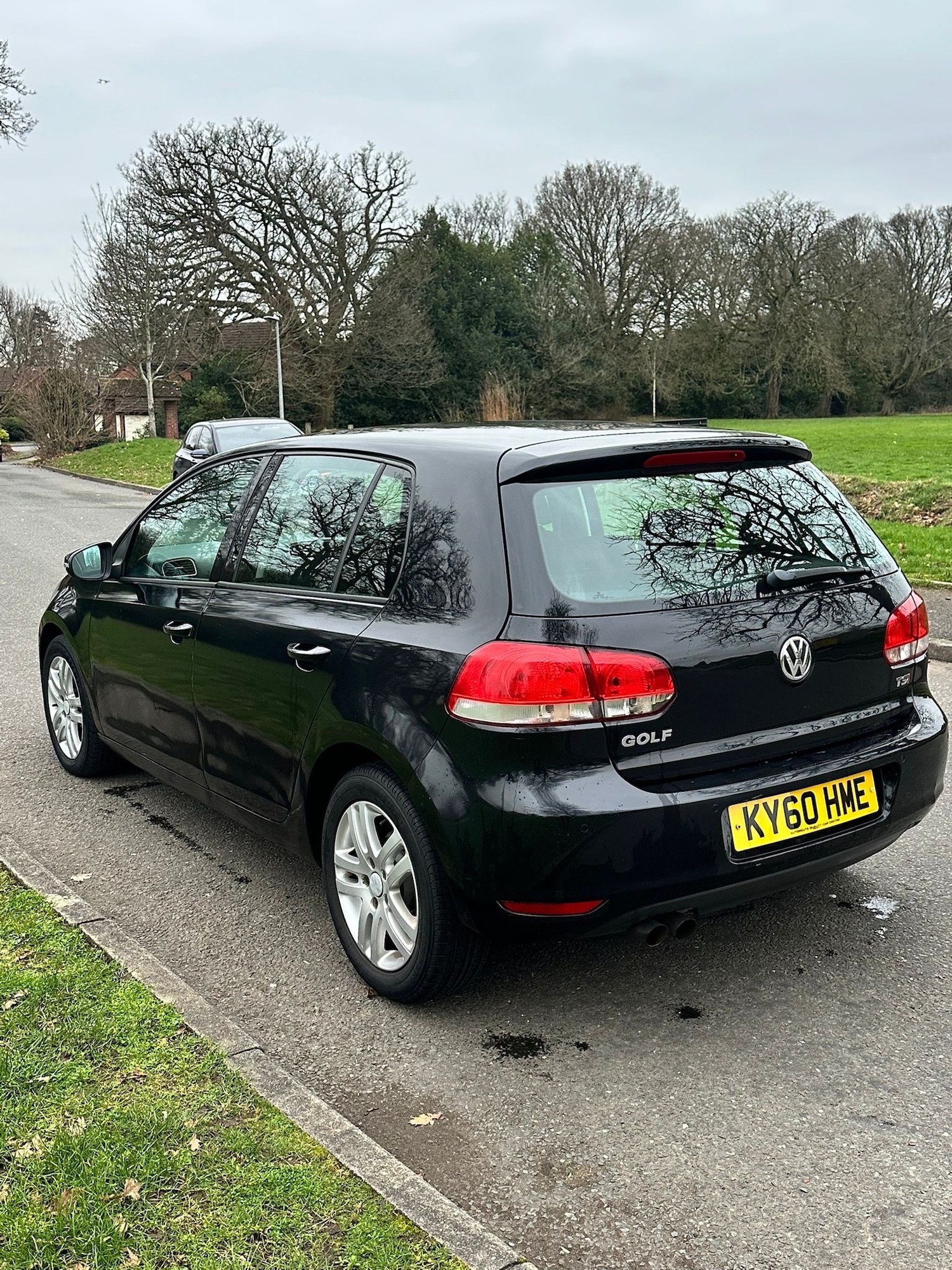 Used Volkswagen Golf 2010 for sale - 77610660: Photo 4