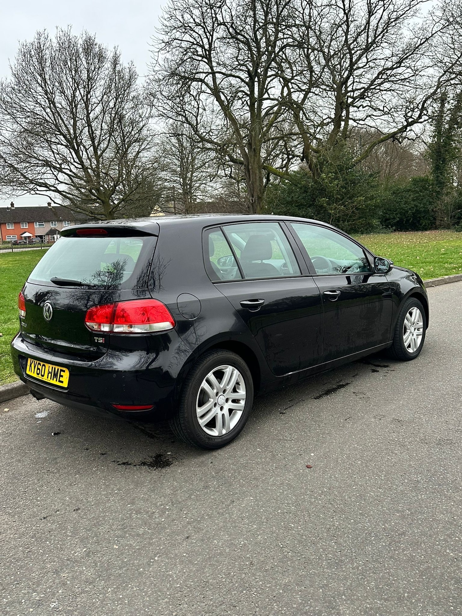 Used Volkswagen Golf 2010 for sale - 77610660: Photo 9