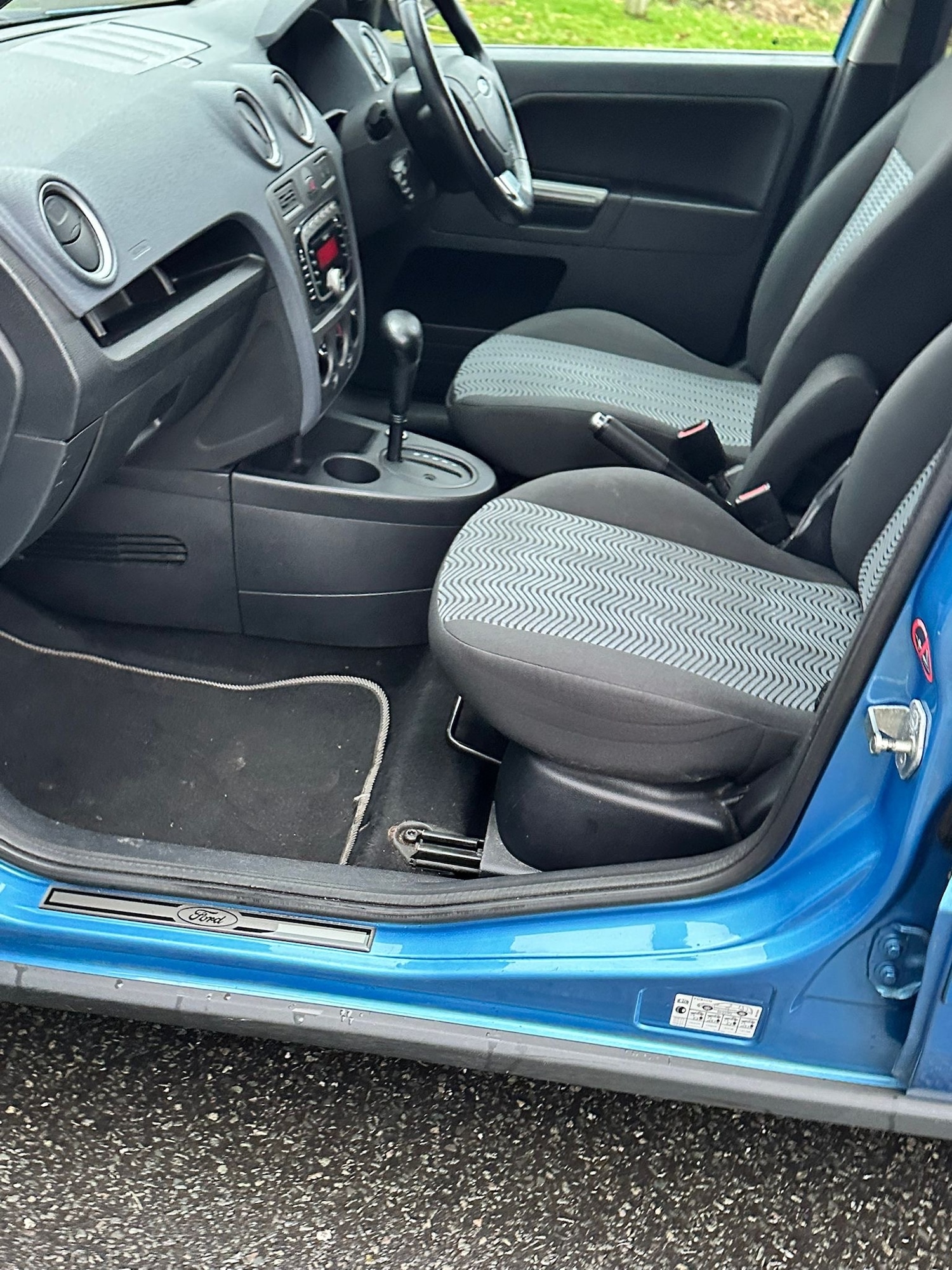 Used Ford Fusion 2009 for sale - 77319879: Photo 12