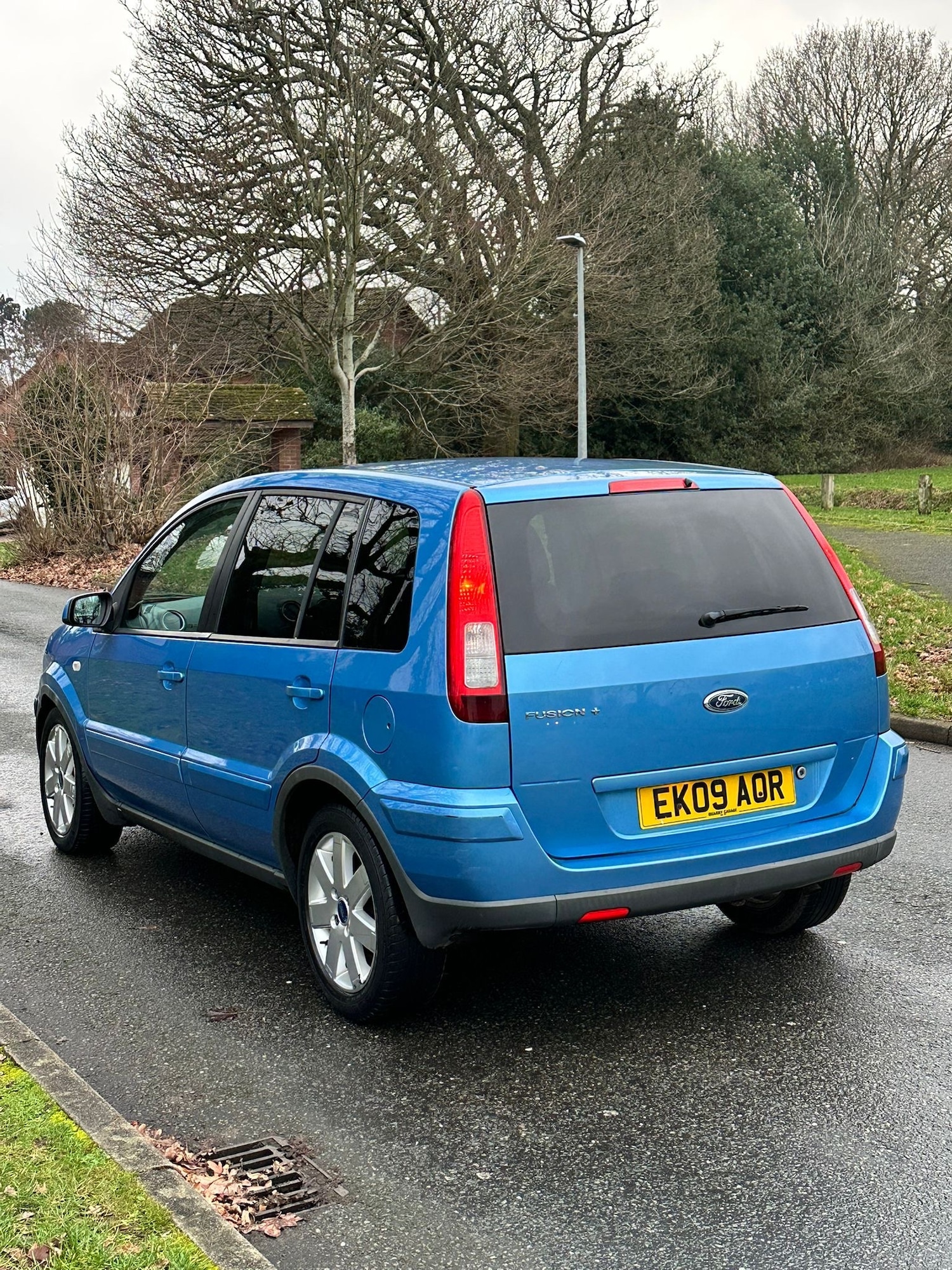 Used Ford Fusion 2009 for sale - 77319879: Photo 2