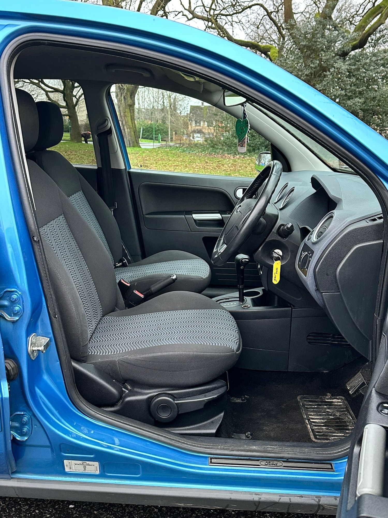 Used Ford Fusion 2009 for sale - 77319879: Photo 8