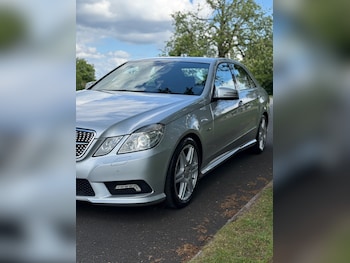 Used Mercedes-Benz E Class 2010 for sale - 78681196: Photo