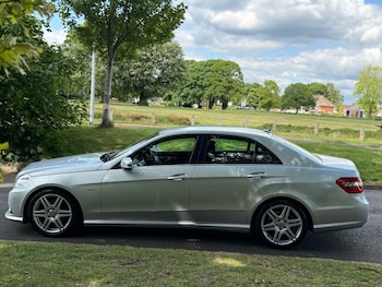 Used Mercedes-Benz E Class 2010 for sale - 78681196: Photo