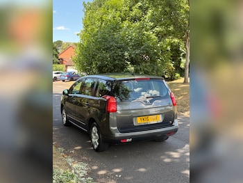 Used Peugeot 5008 2015 for sale - 75997218: Photo