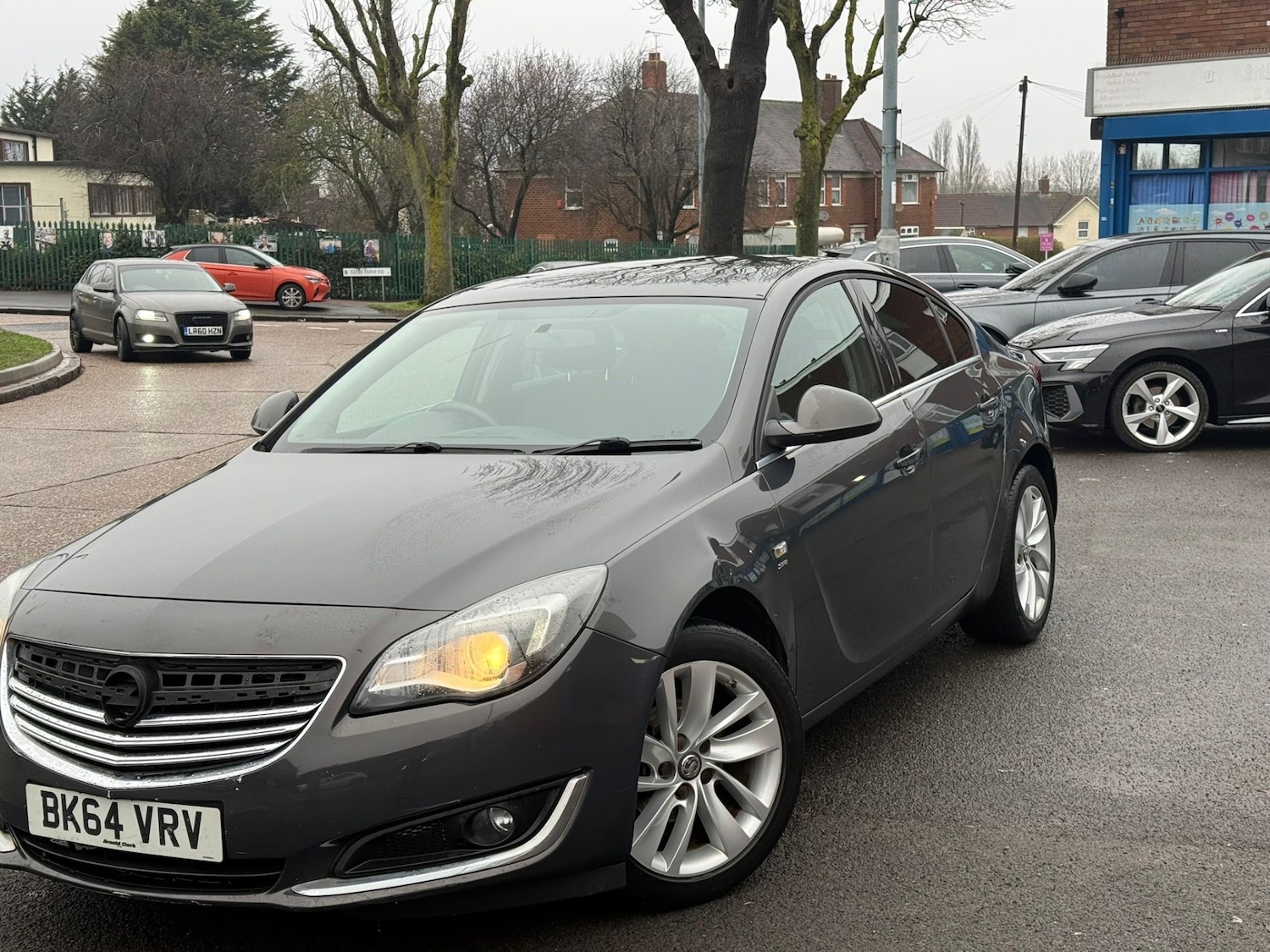 Used Vauxhall Insignia 2015 for sale - 77968289: Photo 2