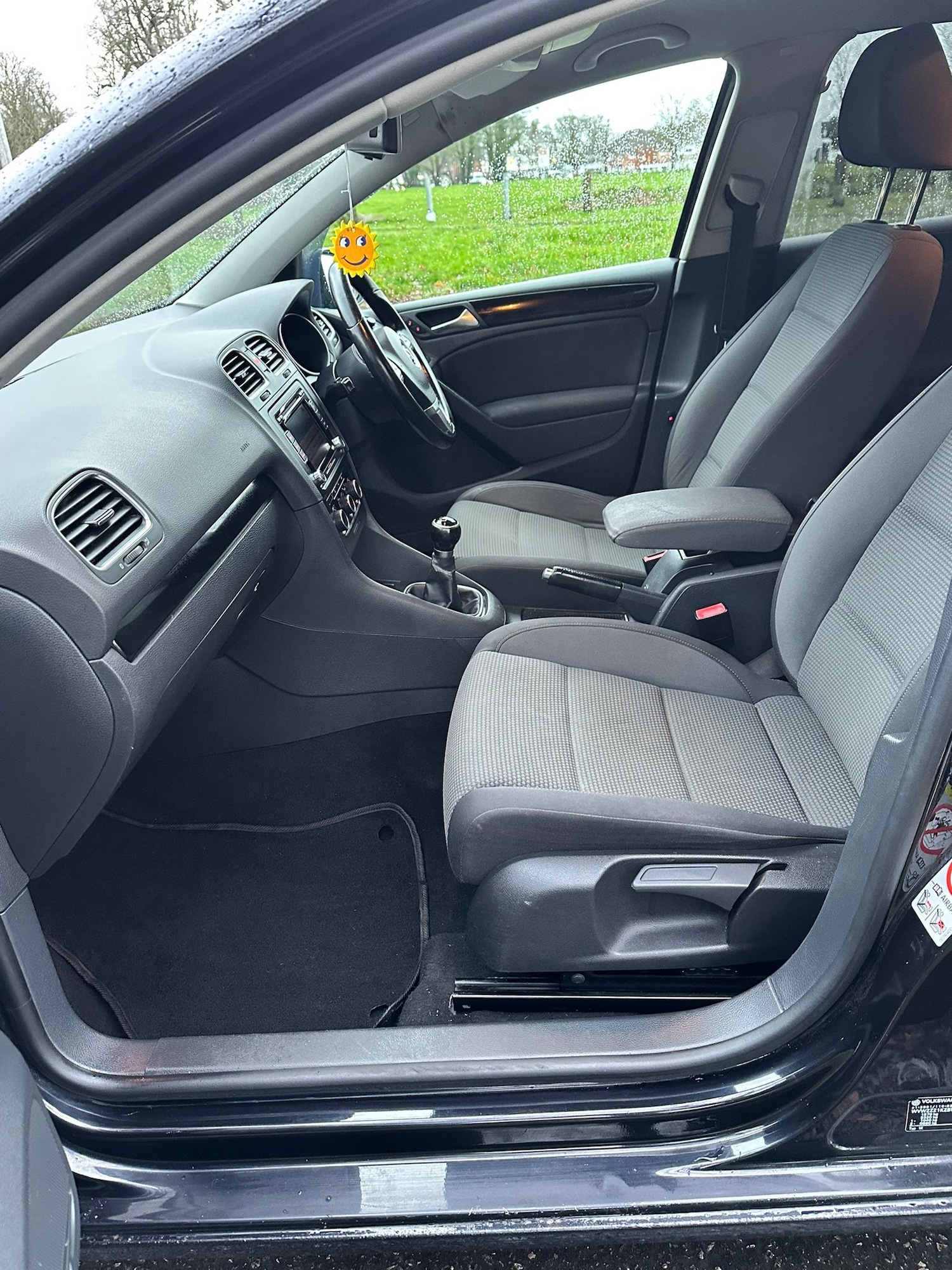 Used Volkswagen Golf 2011 for sale - 77478188: Photo 21