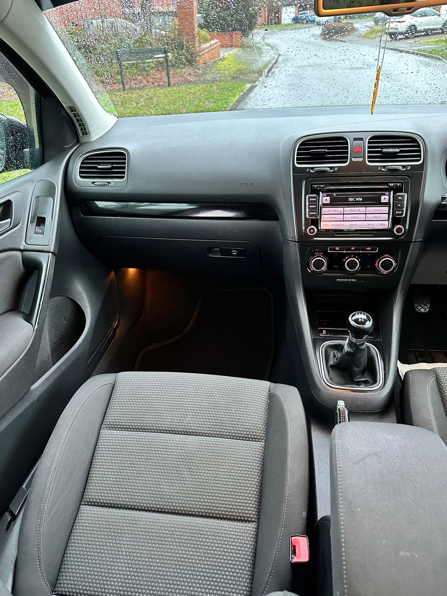 Used Volkswagen Golf 2011 for sale - 77478188: Photo 25