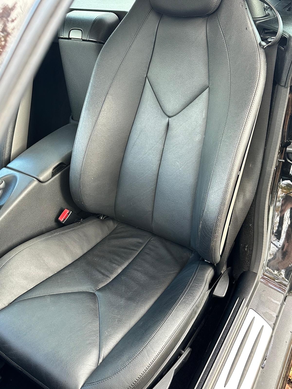 Used Mercedes-Benz SLK 2010 for sale - 76426487: Photo 16