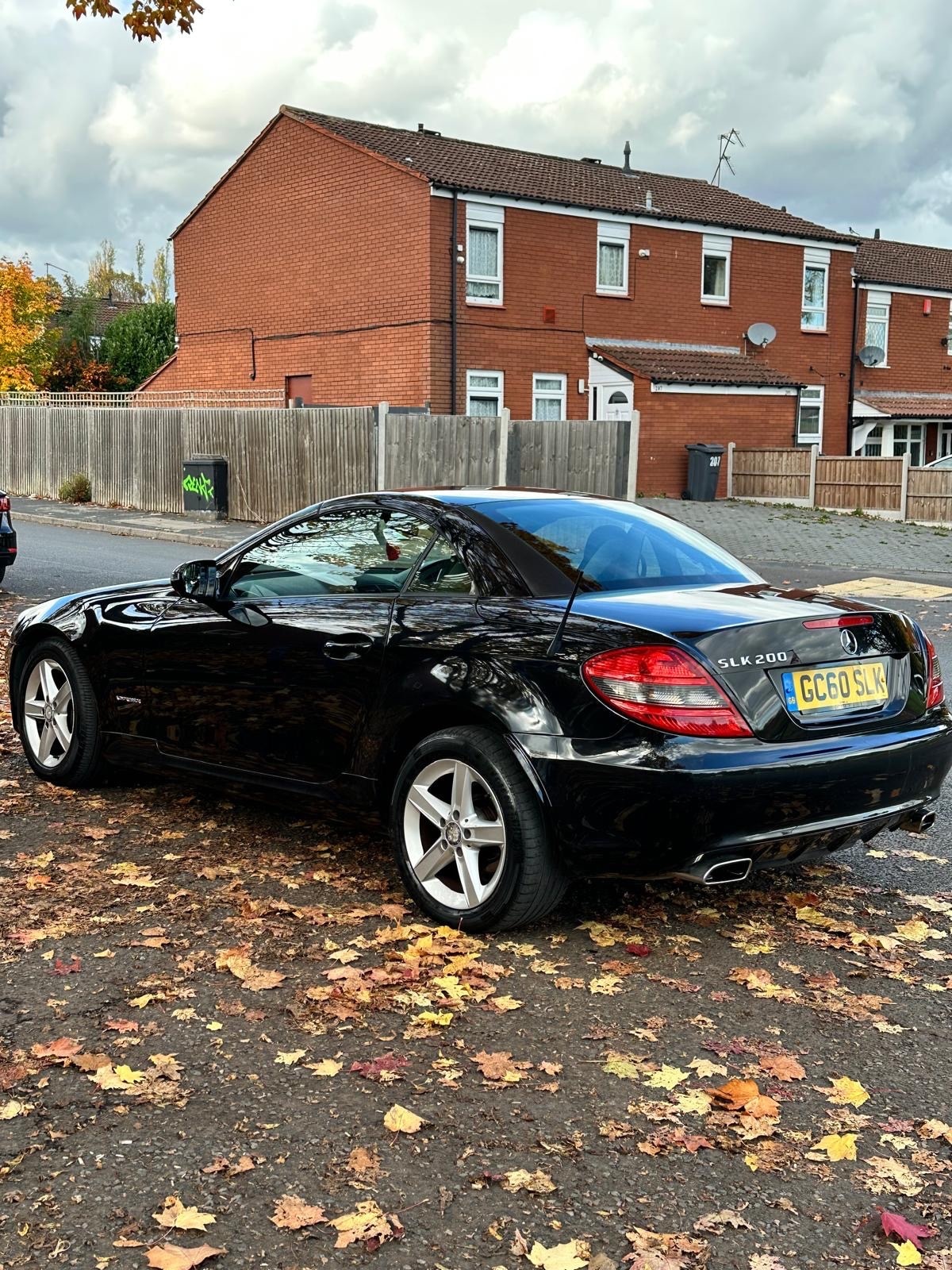 Used Mercedes-Benz SLK 2010 for sale - 76426487: Photo 4