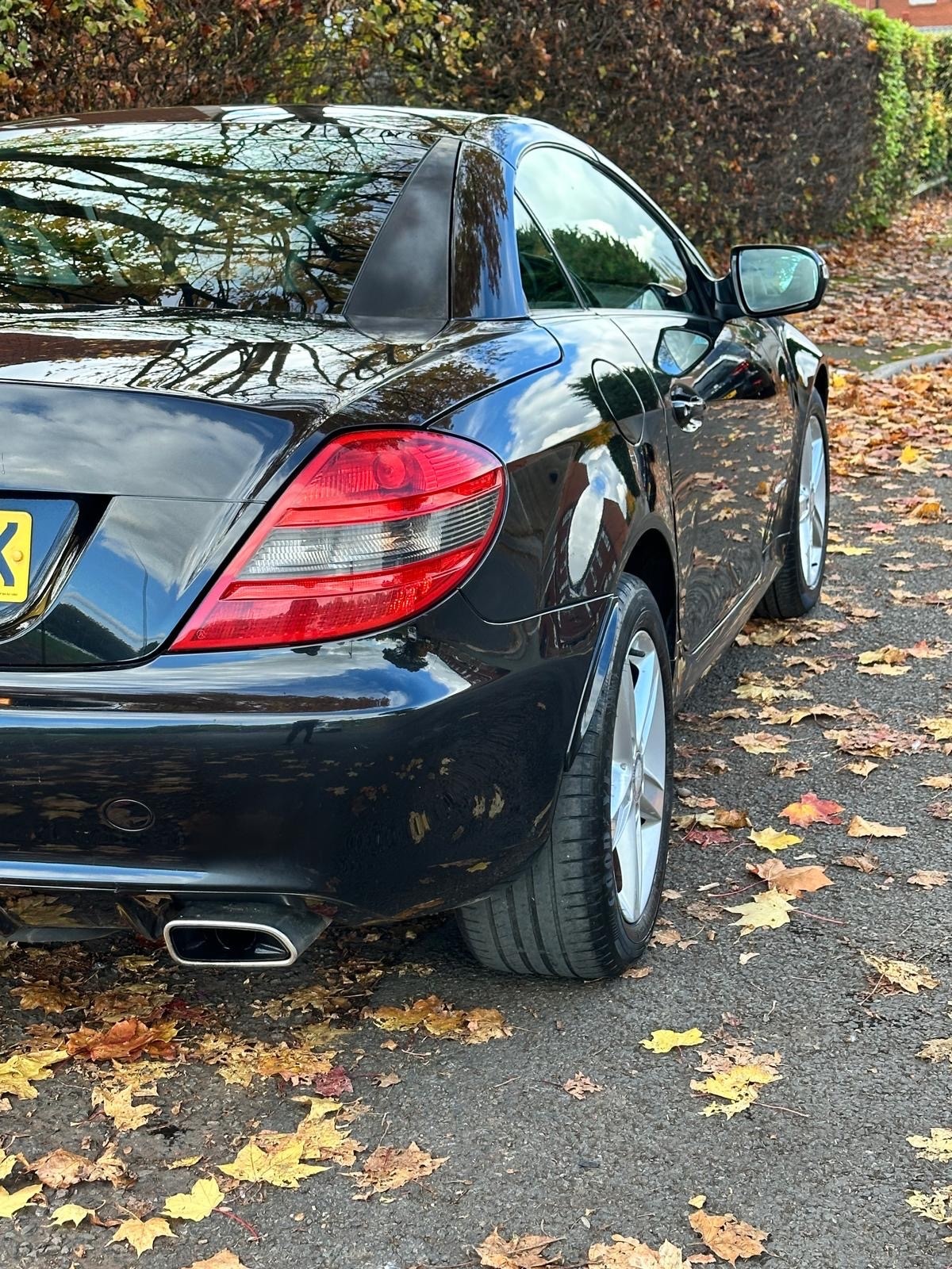 Used Mercedes-Benz SLK 2010 for sale - 76426487: Photo 7
