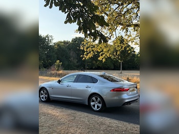 Used Jaguar XF 2017 for sale - 79463639: Photo