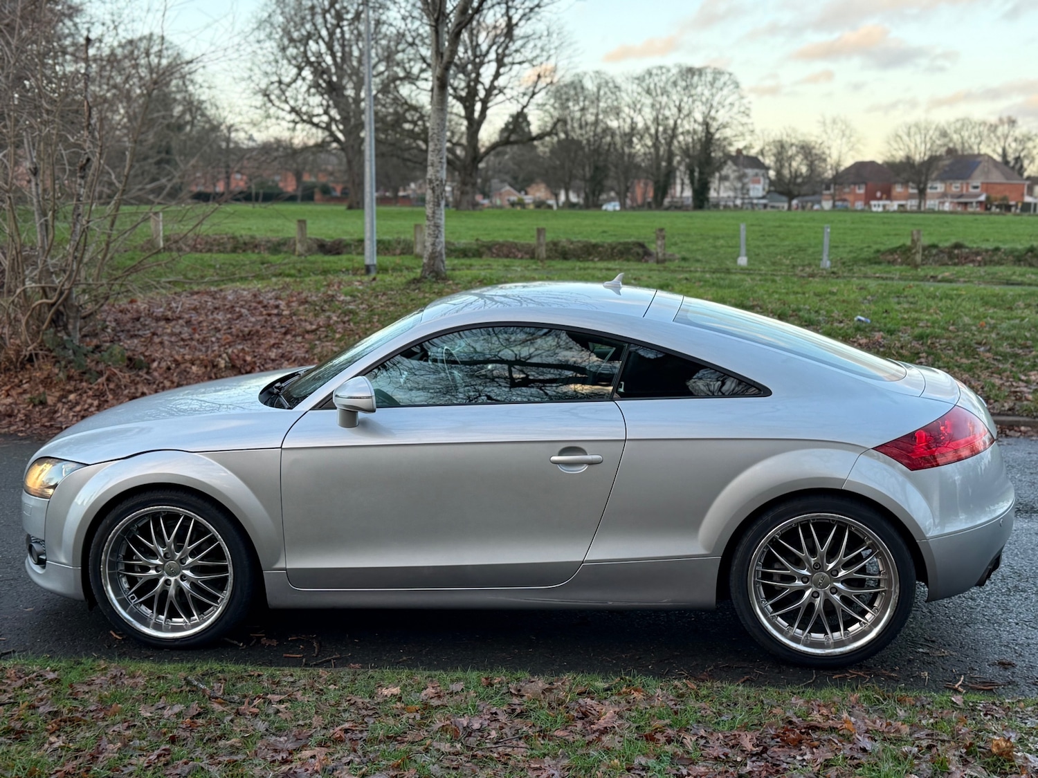 Used Audi TT 2009 for sale - 77005586: Photo 4