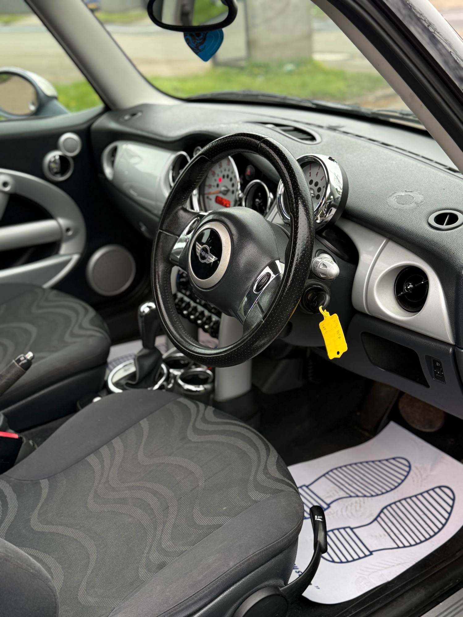 Used MINI Hatch 2004 for sale - 78018661: Photo 11