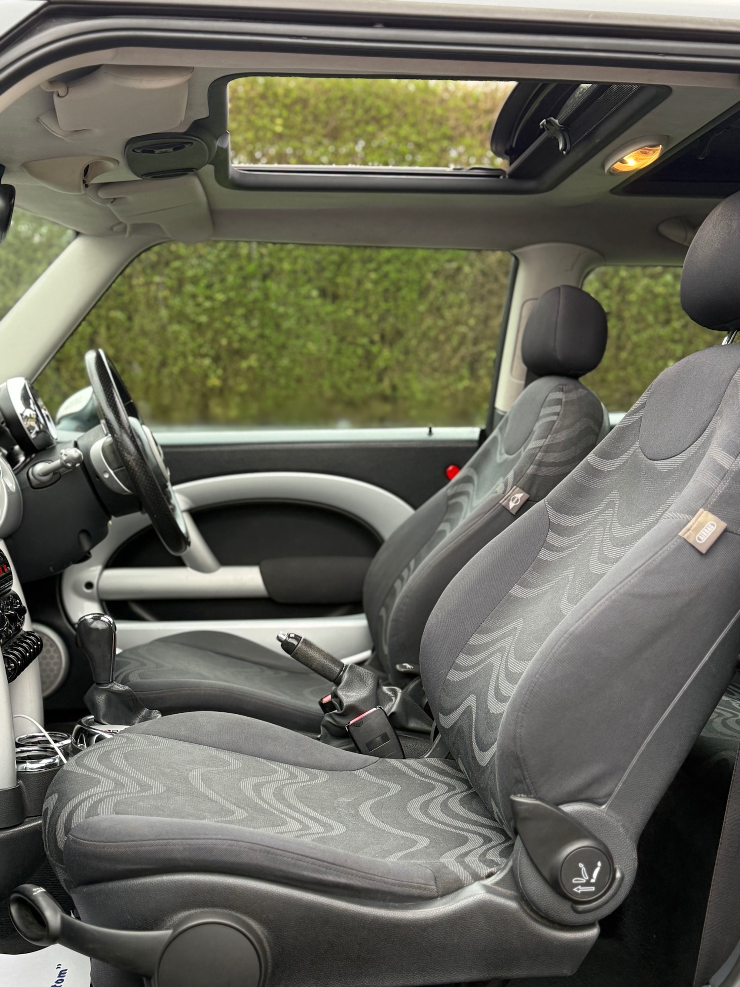 Used MINI Hatch 2004 for sale - 78018661: Photo 13