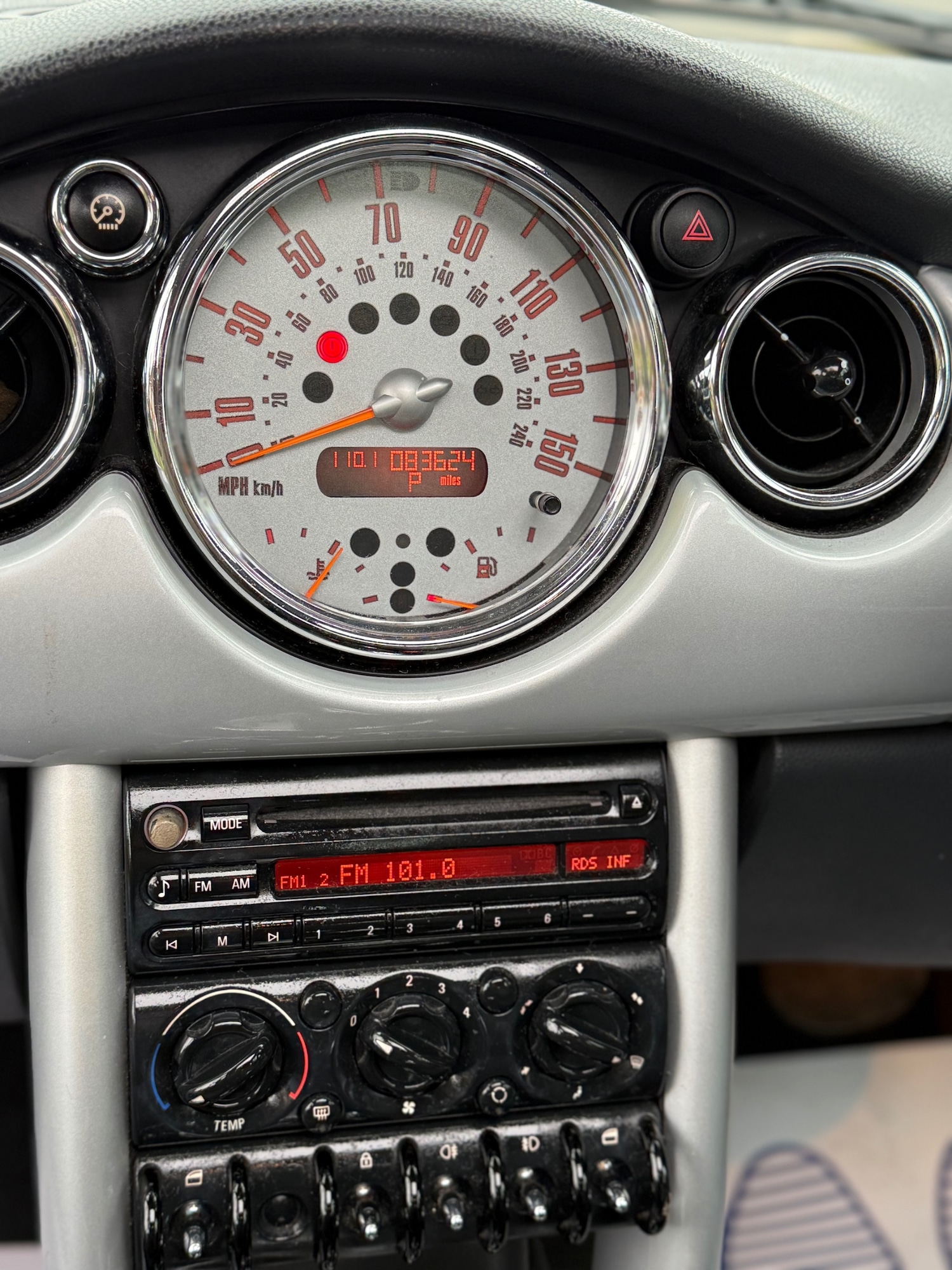 Used MINI Hatch 2004 for sale - 78018661: Photo 16