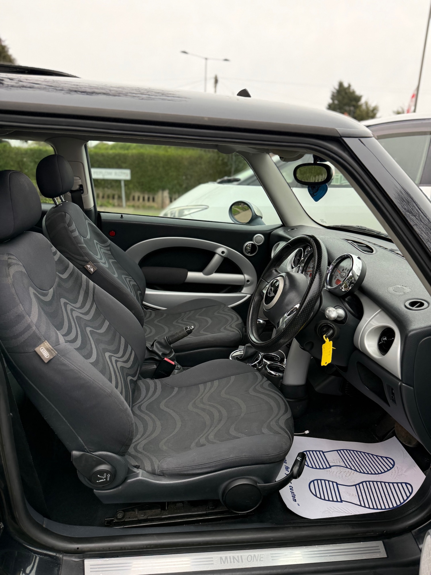 Used MINI Hatch 2004 for sale - 78018661: Photo 18