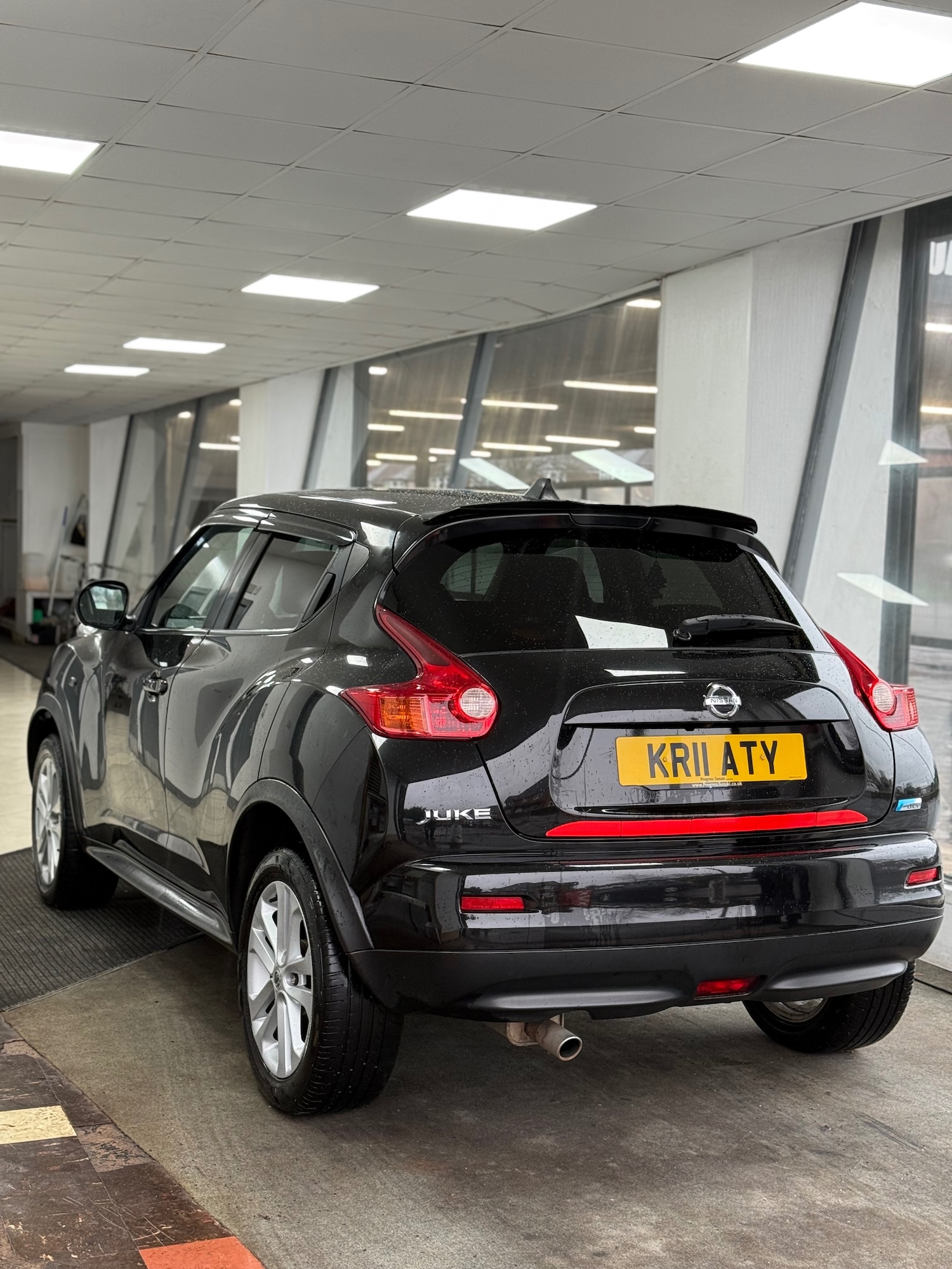 Used Nissan Juke 2011 for sale - 77631251: Photo 4