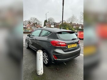 Used Ford Fiesta 2017 for sale - 77532082: Photo