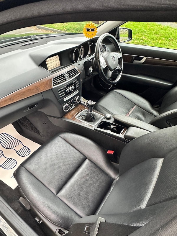 Used Mercedes-Benz C Class 2012 for sale - 76302987: Photo 18