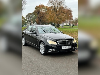 2012 (12) - C220 CDI BlueEFFICIENCY Elegance 4dr