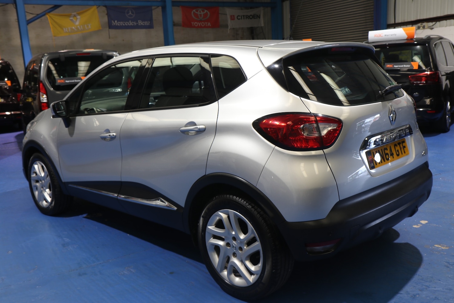 Used Renault Captur 2014 for sale - 77516608: Photo 3