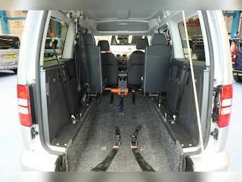 Used Volkswagen Caddy 2015 for sale - 78267465: Photo