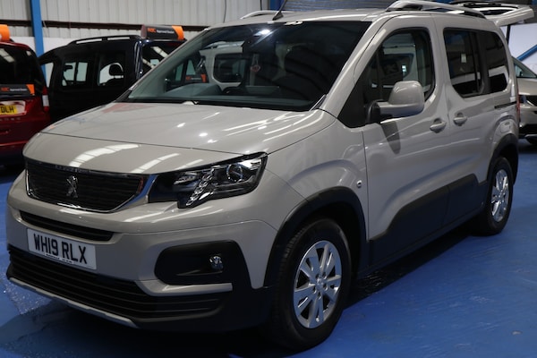 Used Peugeot Rifter 2019 for sale - 75418869: Photo 12
