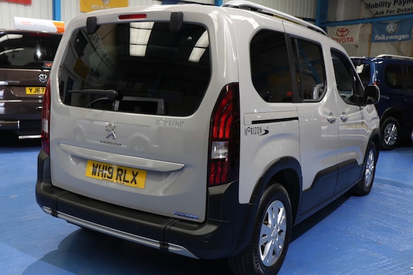Used Peugeot Rifter 2019 for sale - 75418869: Photo 17
