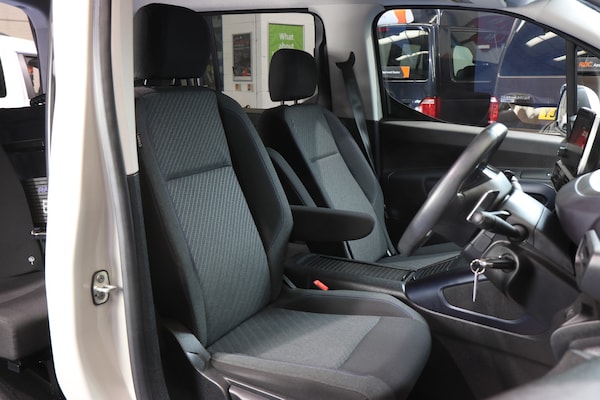 Used Peugeot Rifter 2019 for sale - 75418869: Photo 6
