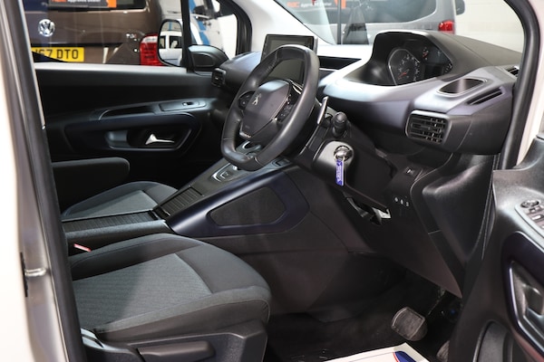 Used Peugeot Rifter 2019 for sale - 75418869: Photo 7