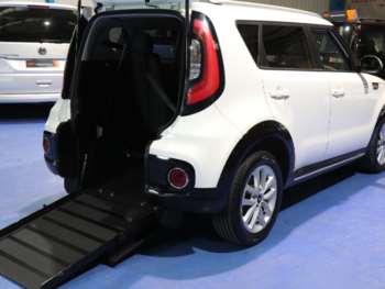 2019 (19) - Auto WAV Car suitable for mobility Scooter or Wheelchair Disabled Vehicle 5-Door