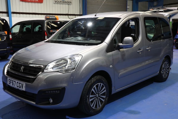Used Peugeot Partner 2017 for sale - 75393034: Photo 13