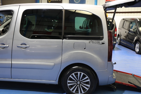 Used Peugeot Partner 2017 for sale - 75393034: Photo 15