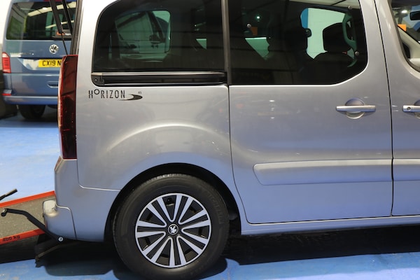 Used Peugeot Partner 2017 for sale - 75393034: Photo 16