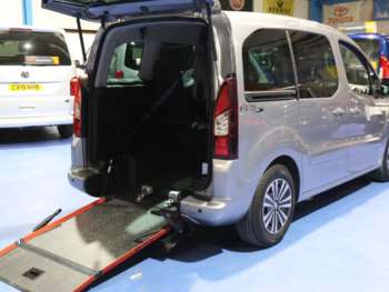2019 (68) - PETROL WHEELCHAIR ACCESSIBLE 5-Door