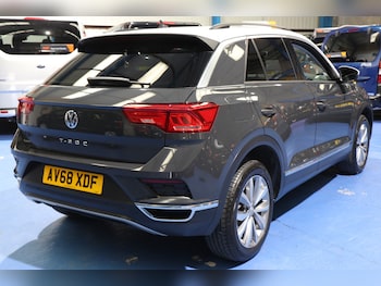 Used Volkswagen T-Roc 2019 for sale - 78604741: Photo