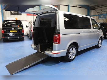 Used Volkswagen Transporter Shuttle 2019 for sale - 78604782: Photo