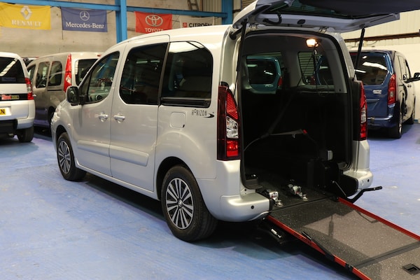 Used Peugeot Partner Tepee 2018 for sale - 70399769: Photo 2