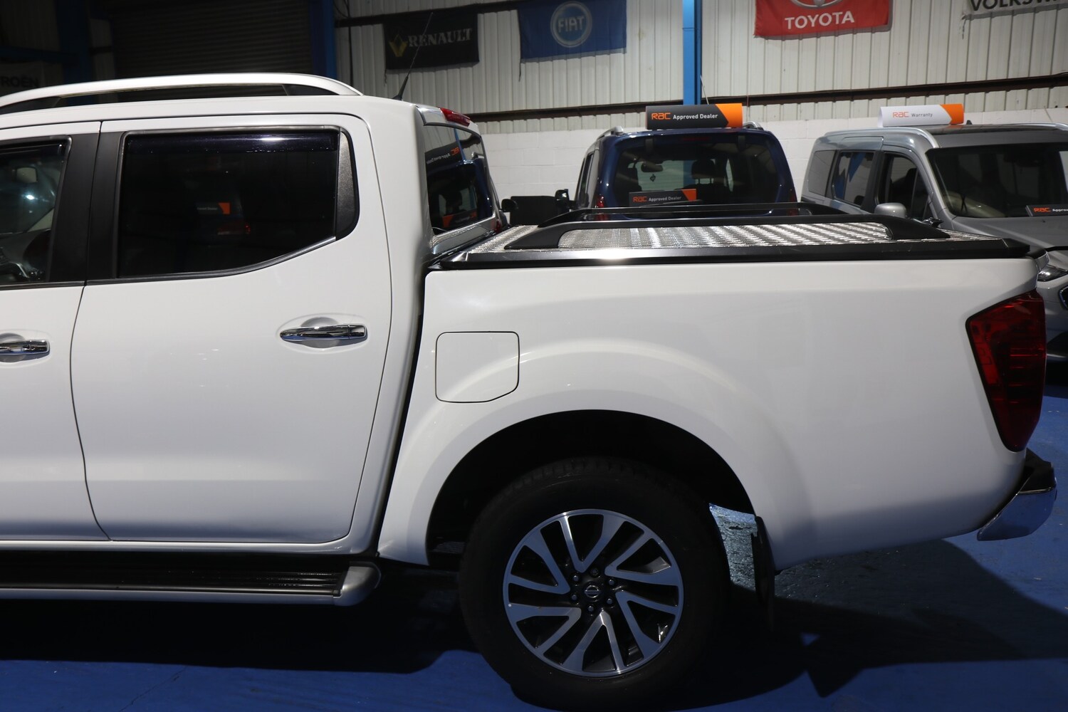 Used Nissan Navara 2017 for sale - 77517725: Photo 12