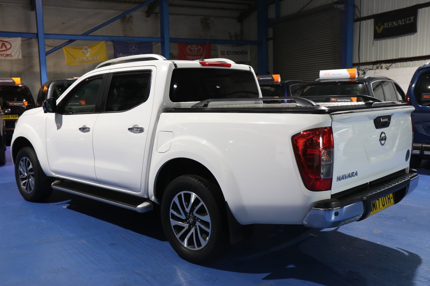 Used Nissan Navara 2017 for sale - 77517725: Photo 5