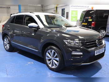 Used Volkswagen T-Roc 2019 for sale - 77803249: Photo