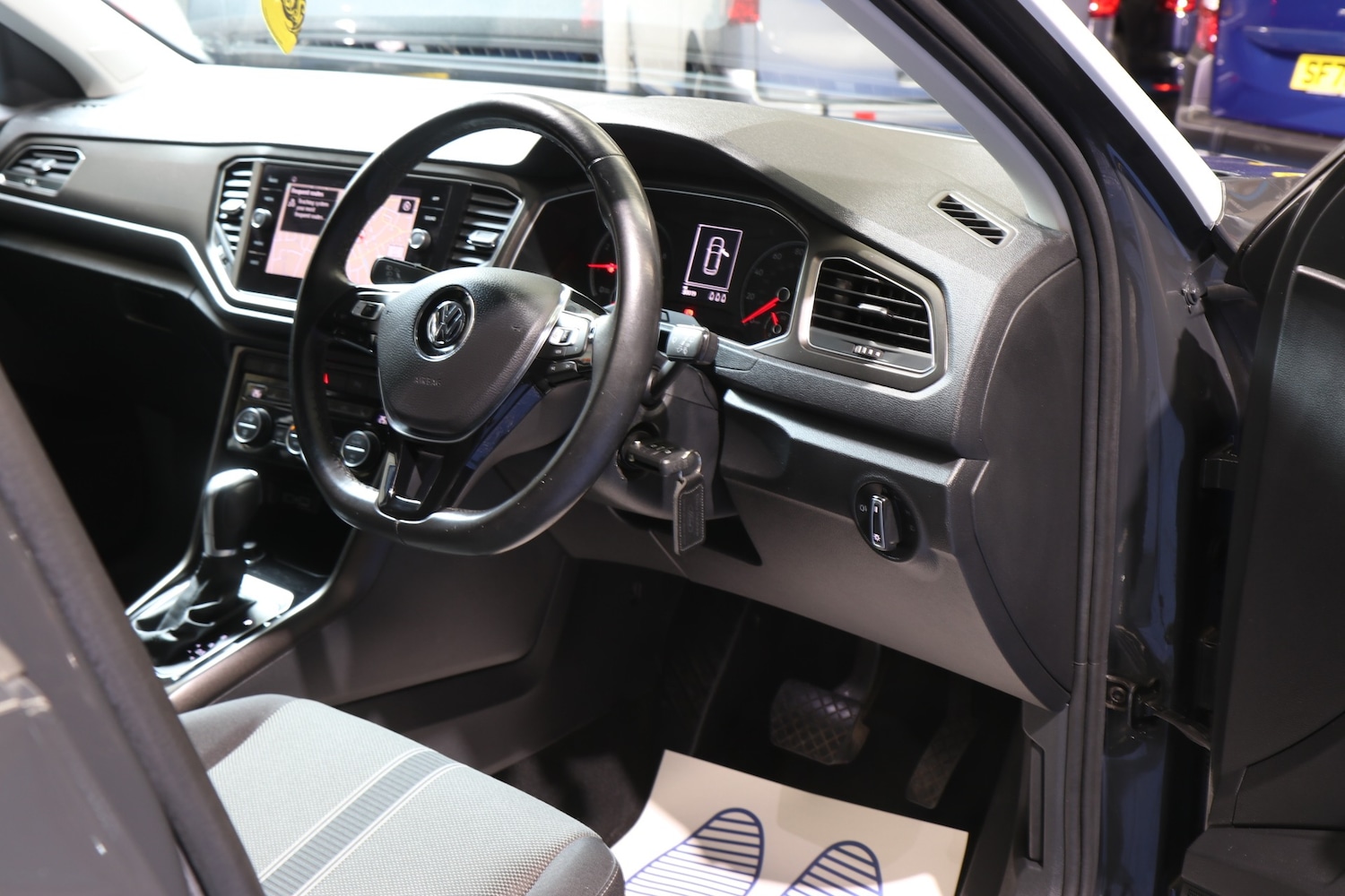 Used Volkswagen T-Roc 2019 for sale - 77803249: Photo 7