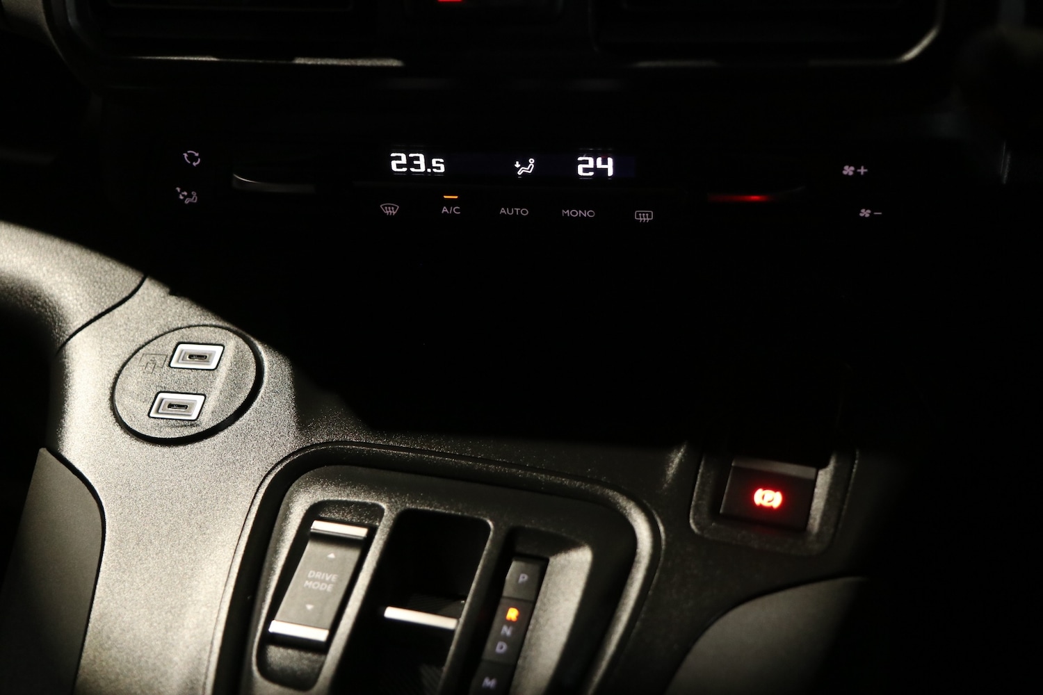 Used Peugeot Rifter 2025 for sale - 77592446: Photo 25