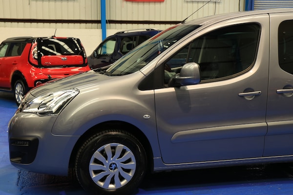 Used Peugeot Partner 2017 for sale - 75342826: Photo 16