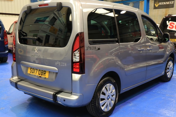 Used Peugeot Partner 2017 for sale - 75342826: Photo 7