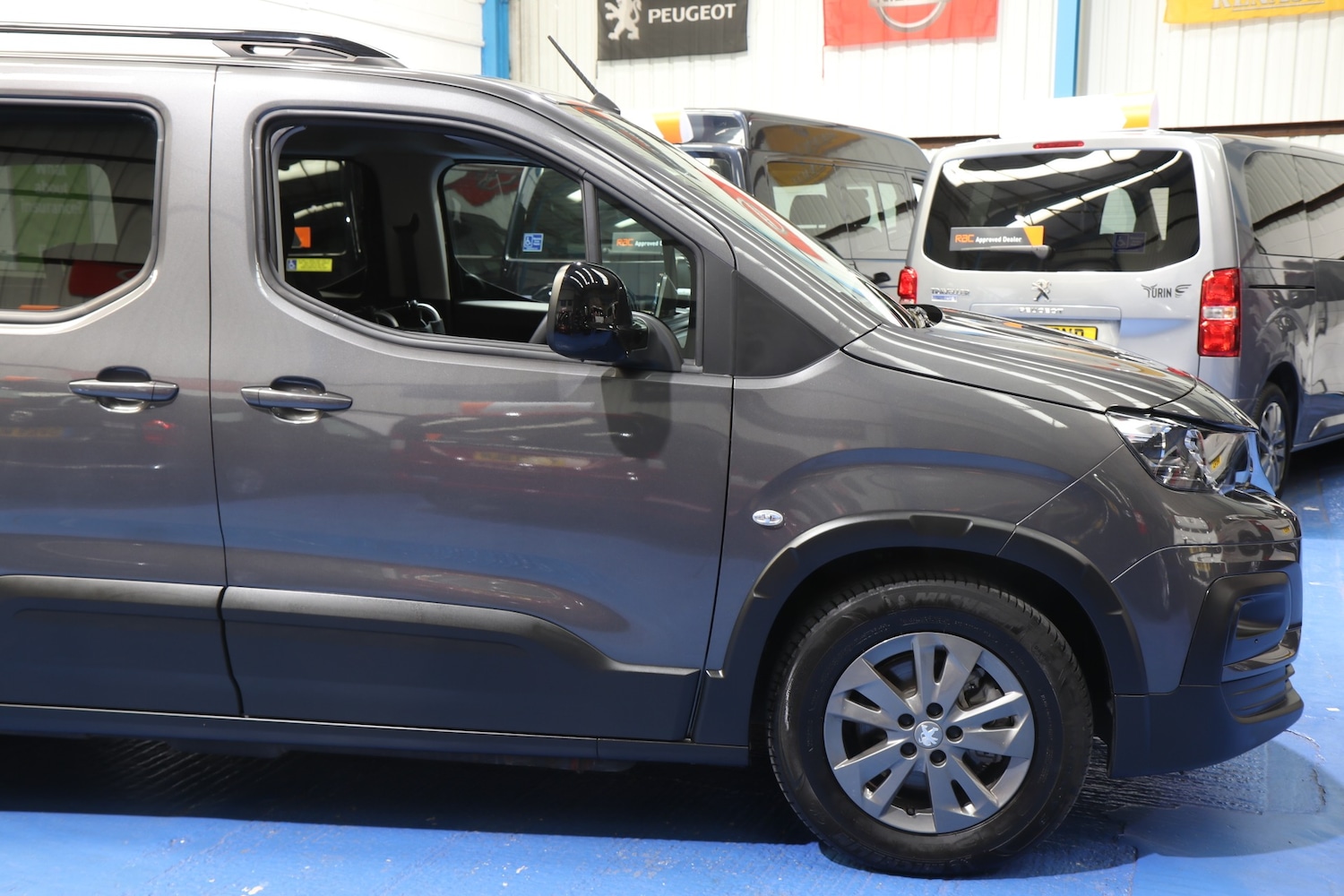 Used Peugeot Rifter 2023 for sale - 76412675: Photo 17