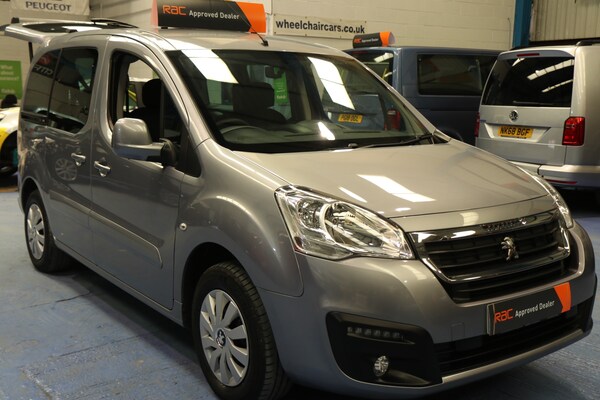 Used Peugeot Partner Tepee 2018 for sale - 74050542: Photo 3
